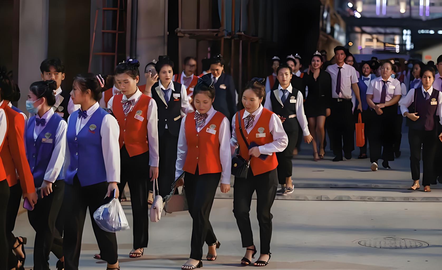 新盛客服专班合影